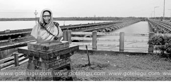 Smt. Dokka Seethamma biography