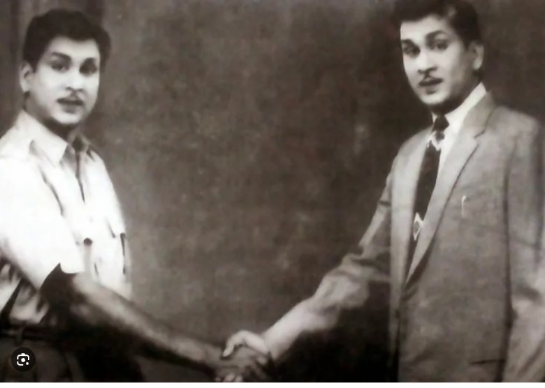 నాటి ద్విపాత్రా చిత్రాలు.