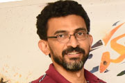 Sensational director Sekhar Kammula, who released the Hawala concept poster.