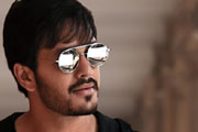 majnu teaser relesed